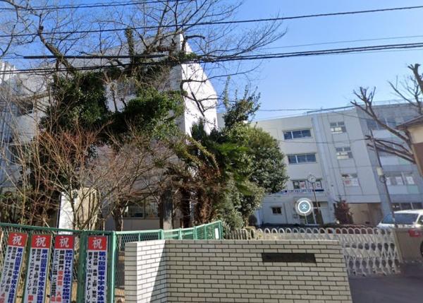 レーベンハイム和光ヒルズ弐番館(和光市立新倉小学校)