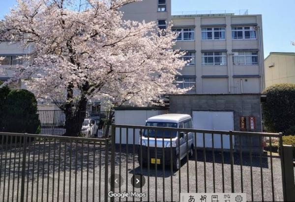 ザ・ステイツ志木アーバンヒルズ(志木市立志木中学校)