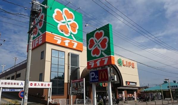 兼六ハイム東久留米(ライフ新座店)
