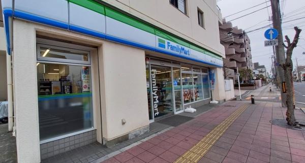 コスモ蕨センターコート(ファミリーマート蕨南町一丁目店)