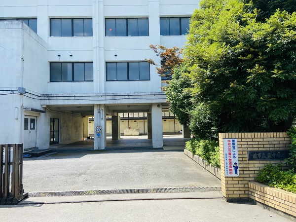 ブローデン青木町公園(蕨市立東中学校)