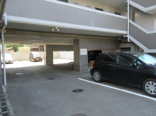 エステートモア博多駅南