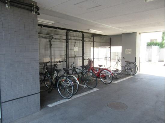 エステートモア博多駅南