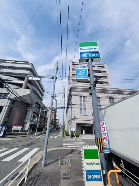 グランフォーレラグゼ博多駅南(ファミリーマート博多駅南四丁目店)