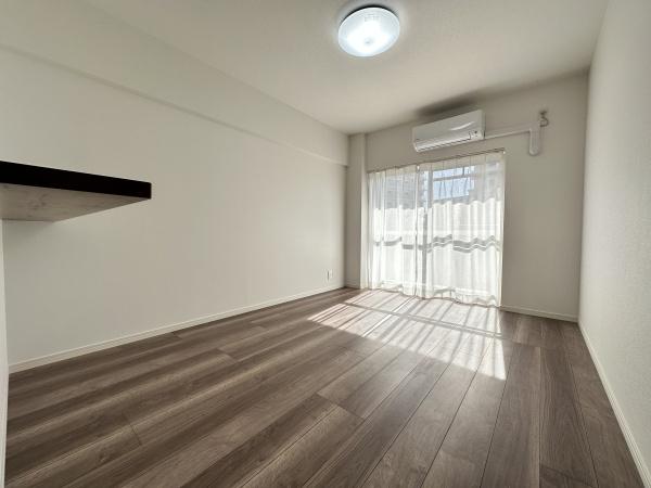 納屋橋マンションB棟