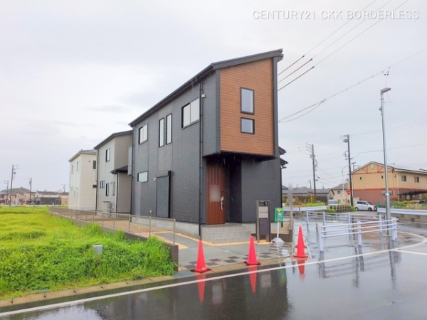 知多信濃川東部土地区画整理15街区1号棟