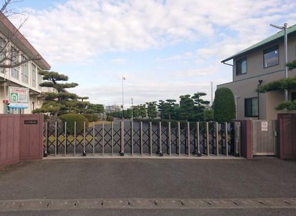 弥富市馬ケ地1号棟(弥富市立十四山西部小学校)