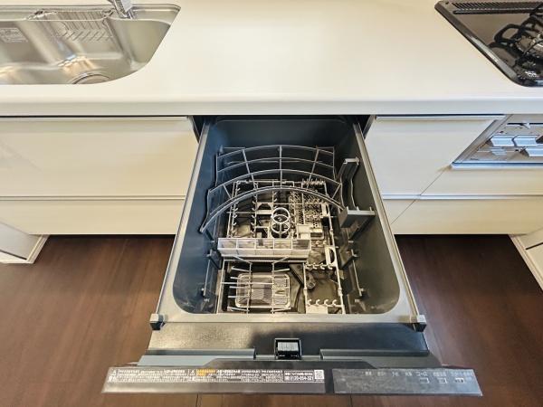 名古屋市港区船頭場2丁目(806)6号棟