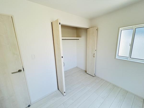 名古屋市港区船頭場2丁目(806)5号棟