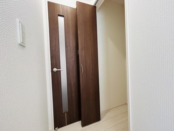 名古屋市港区船頭場2丁目(806)4号棟