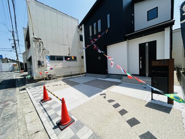 名古屋市港区船頭場2丁目(806)4号棟