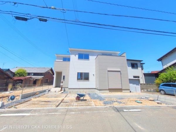 豊山町豊場伊勢山3号棟
