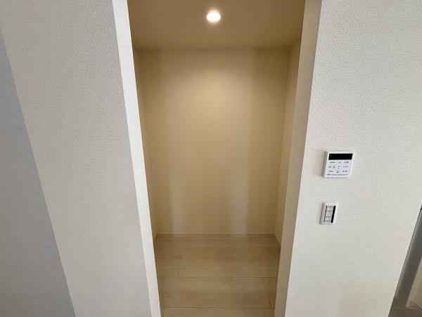 緑区大高町東千正坊1号棟