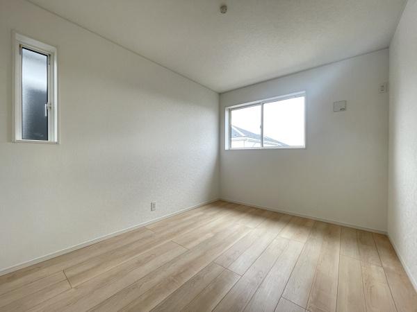 豊田市西岡町第52号棟