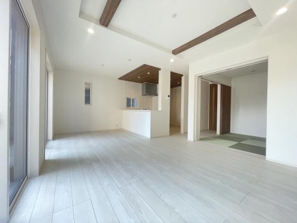 高浜市向山町1丁目1号棟