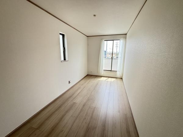 みよし市三好町西ノ木戸2号棟