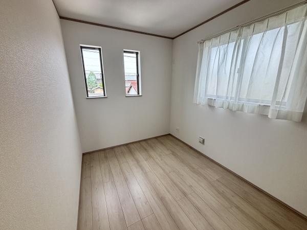 みよし市三好町西ノ木戸2号棟