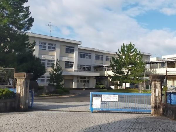 豊田市越戸町3期2号棟(豊田市立青木小学校)