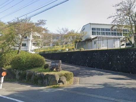 豊田市松平志賀町3号棟(豊田市立岩倉小学校)