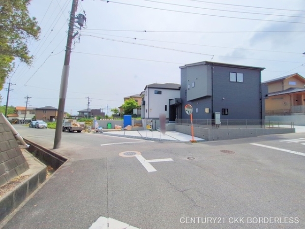 東郷町春木台2期3棟1号棟
