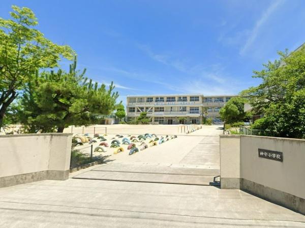 津島市神守町2号棟(津島市立神守小学校)