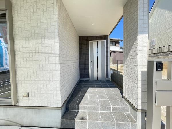 みよし市西陣取山23ーP11号棟