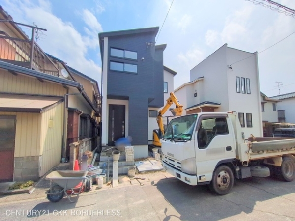 津島市中地町4丁目1号棟