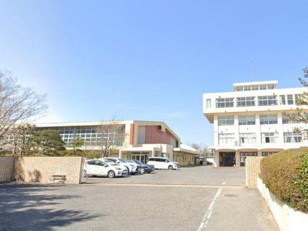 日進市米野木町の平屋1号棟(日進市立日進東中学校)