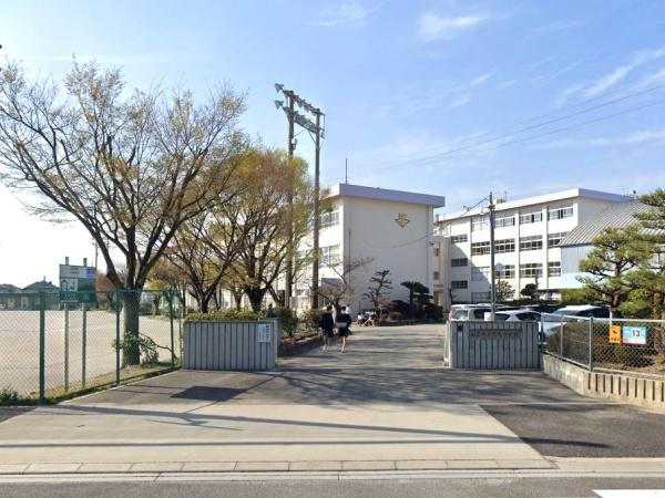 知立市来迎寺町1号棟(知立市立竜北中学校)