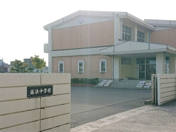 津島市藤浪町D号棟(津島市立藤浪中学校)
