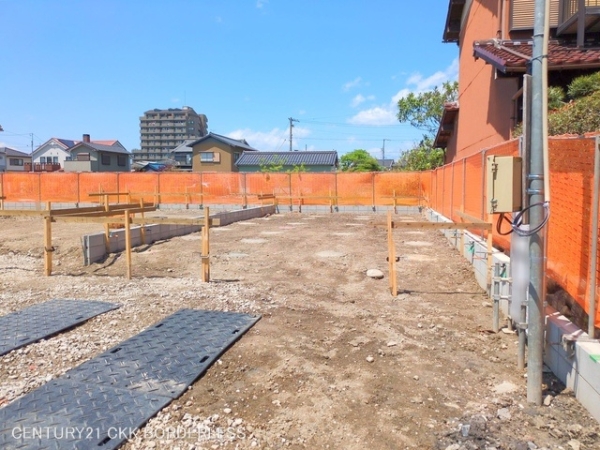 海部郡蟹江町大字蟹江新町4号棟