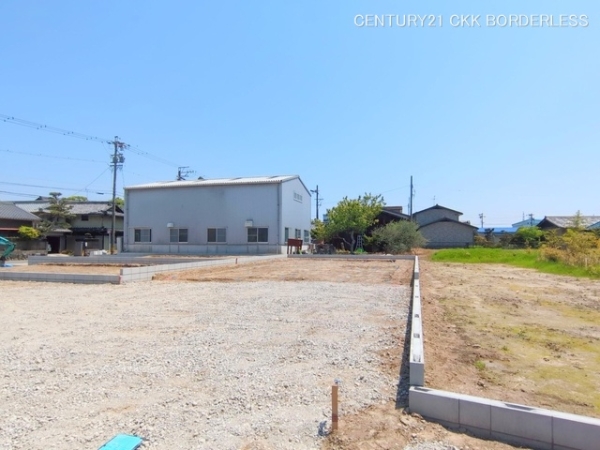 愛西市草平町東前4号棟