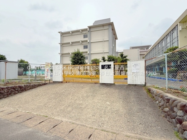 清須市第1春日上高畑1号棟(清須市立春日小学校)