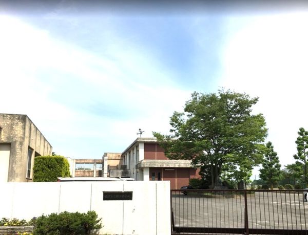 稲沢市矢合町1号棟(稲沢市立明治中学校)