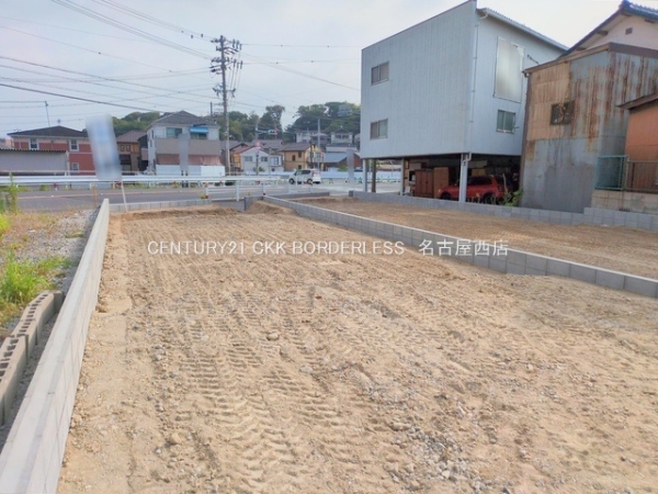 東海市富木島町長田の新築一戸建