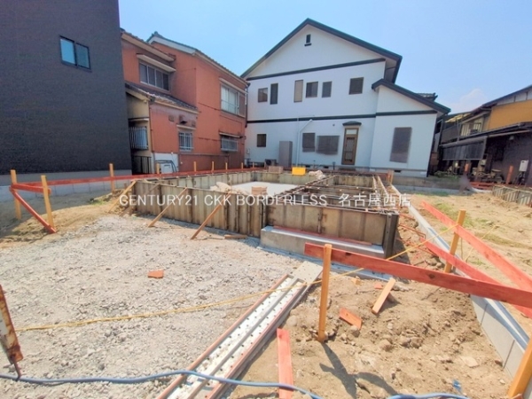 名古屋市港区宝神町字会所裏の新築一戸建