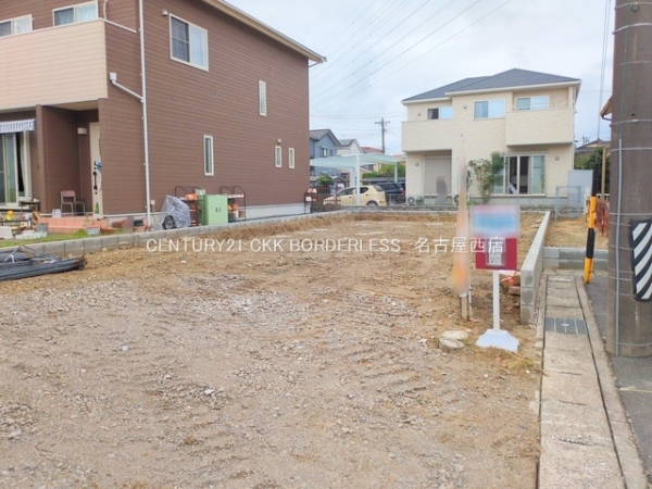 弥富市平島町五反割1号棟