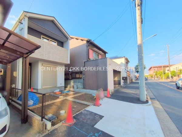 名古屋市中村区鴨付町１丁目の新築一戸建