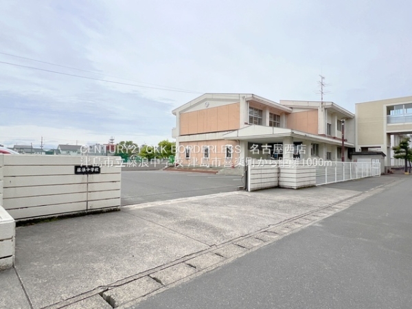 津島市喜楽町の新築一戸建(津島市立藤浪中学校)