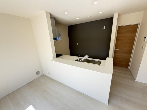 愛西市佐屋町亥新田1号棟