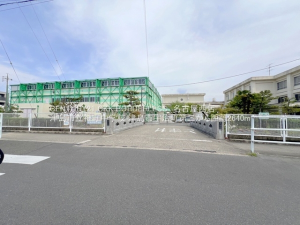 津島市宇治町第二1号棟(津島市立神守中学校)