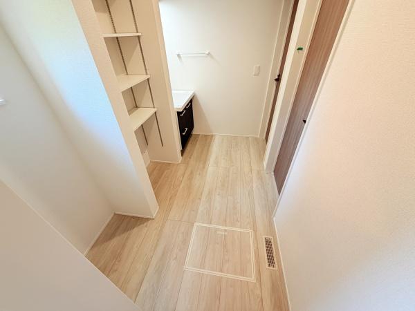 愛西市須依町01期2号棟