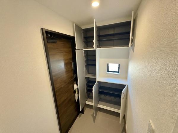 北名古屋市熊之庄牛流3番A号棟