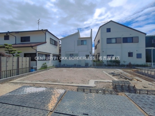 北名古屋市熊之庄十二社99番D号棟