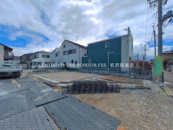 北名古屋市熊之庄十二社99番C号棟