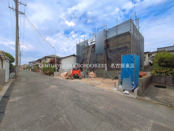 春日井市東山町５丁目の新築一戸建