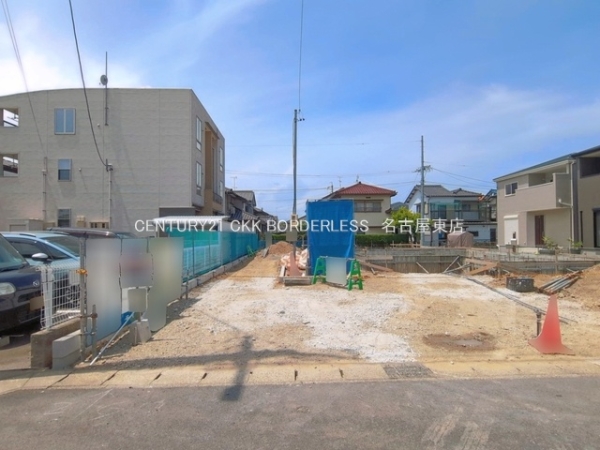 小牧市藤島町中島の新築一戸建