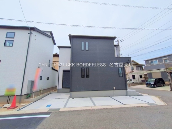 春日井市大手田酉町2棟1号棟