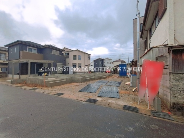 春日井市大手田酉町３丁目の新築一戸建