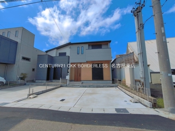 小牧市小牧１丁目の新築一戸建